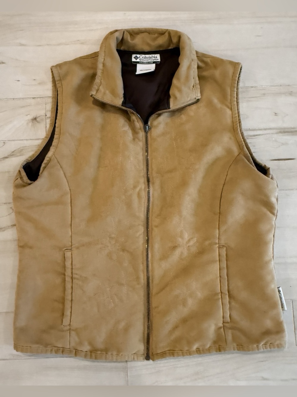 Columbia Floral Embroidered Faux Suede Vest Women’s Medium Tan Western Boho